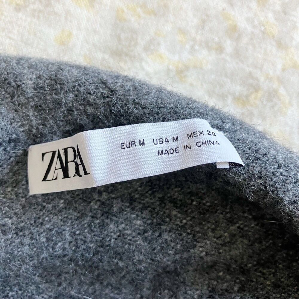 Zara Off Shoulder Sweater Sz Medium Charcoal Gray Metal Ring Quiet Luxury - Picture 3 of 8